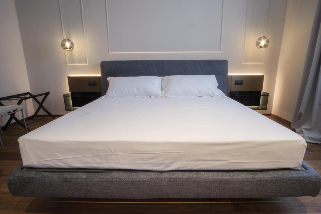 Palazzo Danisi Rooms&Suites Bari Exterior photo