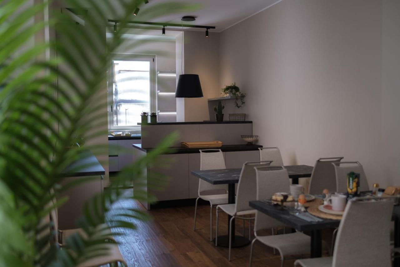 Palazzo Danisi Rooms&Suites Bari Exterior photo