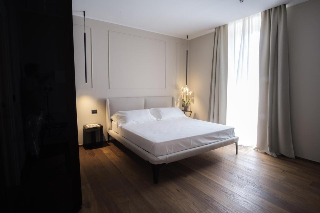 Palazzo Danisi Rooms&Suites Bari Exterior photo